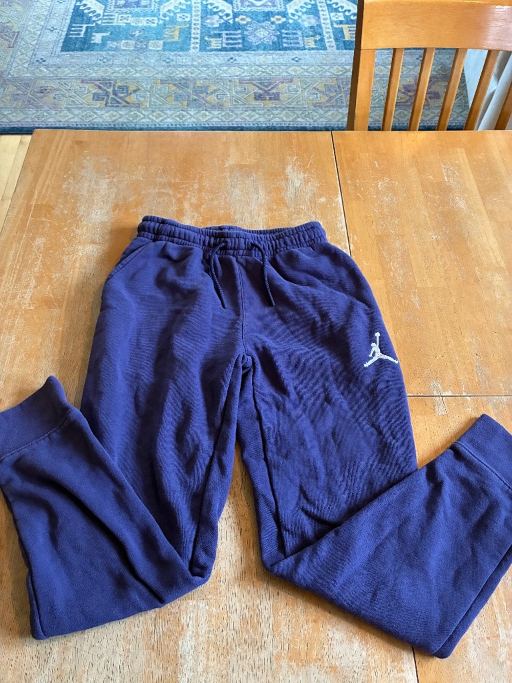 Nike Boys Jordan Purple sweatpants - size Medium
